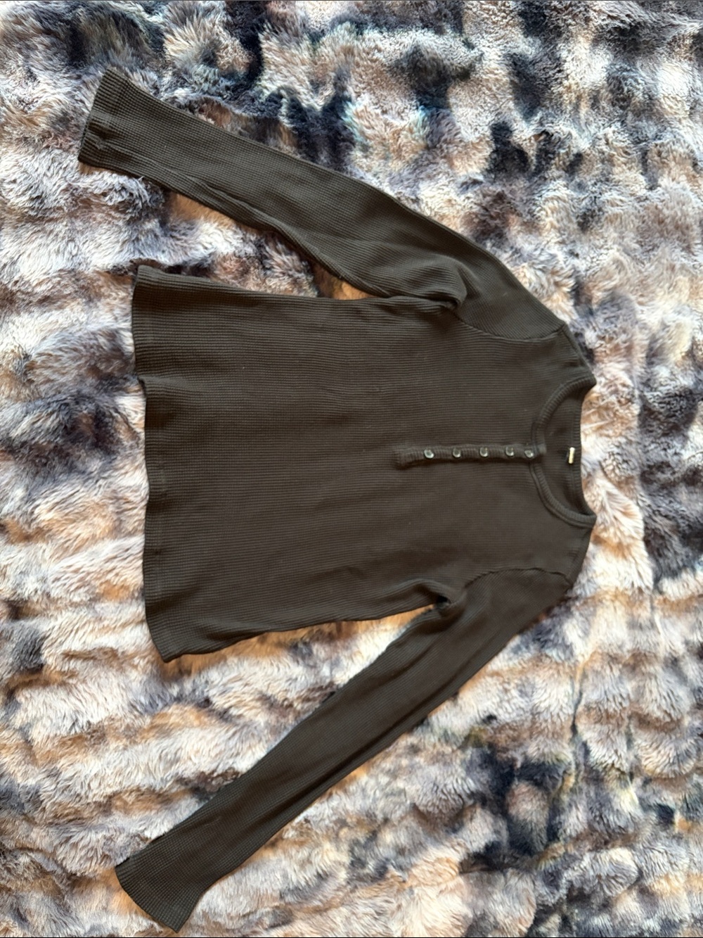 Monroe Waffle Knit Henley Long Sleeve Top - Black size L